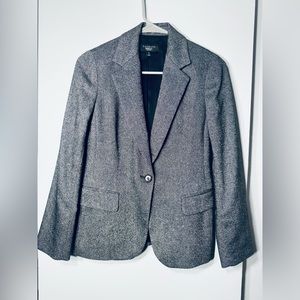 Talbots Women’s Grace Fit Flatteringly Classic Gray Blazer - 2P